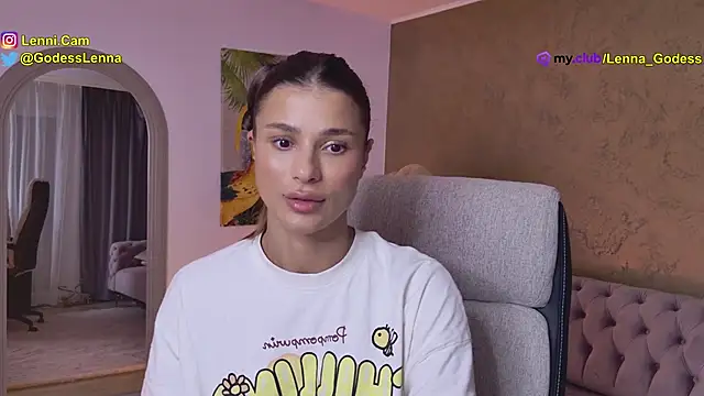 Lenna Godess online show from 10/16/25, 04:13