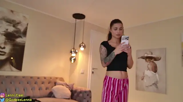 Lenna Godess online show from 04/21/26, 06:41