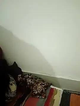 Ayesha Khan1 online show from 02/13/26, 04:52