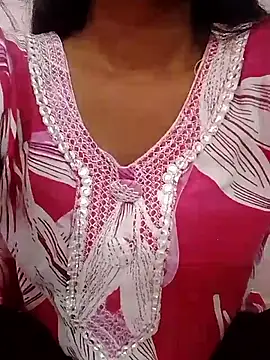 Ayesha Khan1 online show from 04/10/26, 10:20