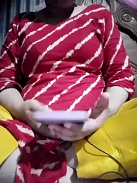 Snapshot of maisamim2 chatting on 05/14/26, 06:37 maisamim2 online show from 05/14/26, 06:37