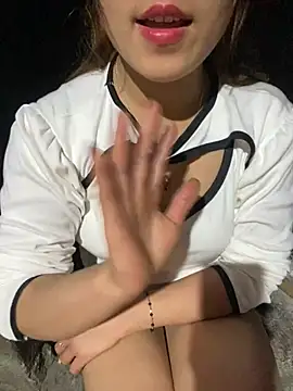 Snapshot of Lonasex99 chatting on 02/13/26, 12:56 Lonasex99 online show from 02/13/26, 12:56