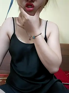 Pinks cool online show from 04/08/26, 08:47