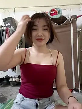 Pinks cool online show from 04/17/26, 03:04