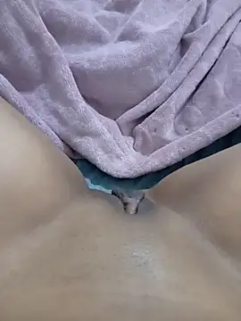 Snapshot of hanina127 chatting on 02/20/26, 03:03 hanina127 online show from 02/20/26, 03:03