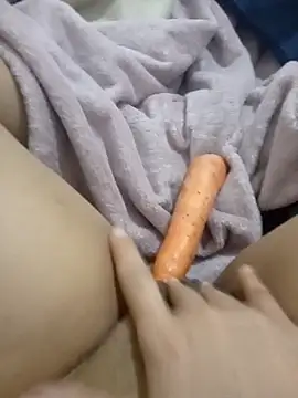 Snapshot of hanina127 chatting on 03/01/26, 02:57 hanina127 online show from 03/01/26, 02:57