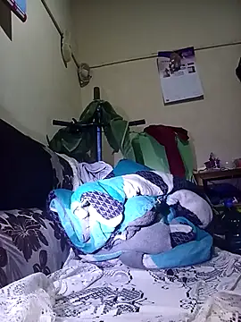 Snapshot of Blueberry23cupcake chatting on 02/17/26, 01:13 Blueberry23cupcake online show from 02/17/26, 01:13