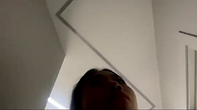 Snapshot of SweetMiaXO chatting on 02/27/26, 10:59 SweetMiaXO online show from 02/27/26, 10:59