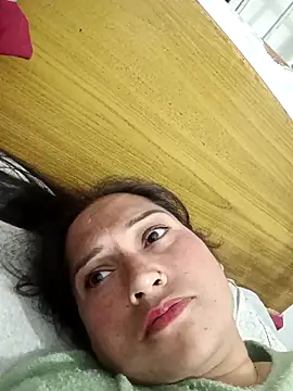 Cute-karisma1234 online show from 02/14/26, 05:10