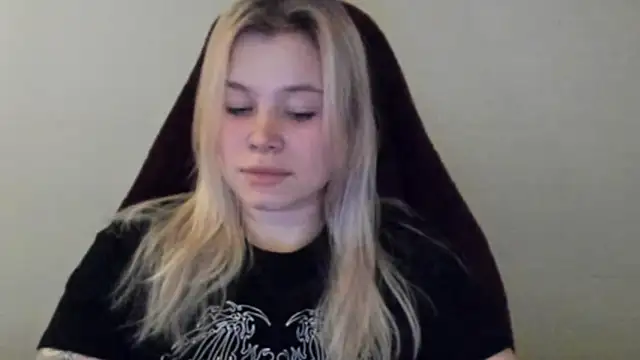 Snapshot of Lulu_Di chatting on 02/08/26, 12:58 Lulu Di online show from 02/08/26, 12:58