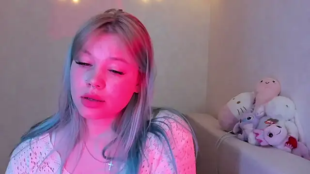 Lulu Di online show from 06/07/26, 08:12