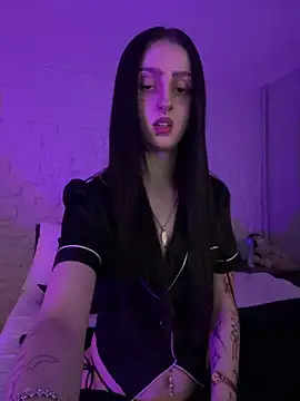 bellaxlauren online show from 02/02/26, 11:36