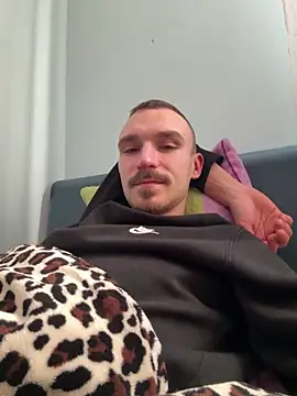 TheMaskShow online show from 02/05/26, 06:18