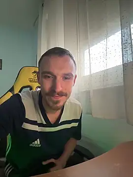 TheMaskShow online show from 04/08/26, 03:45