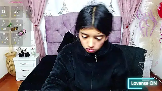 Esmeralda-18 online show from 03/03/26, 12:11