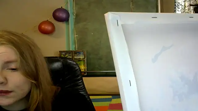 Space Girls 699 online show from 04/29/26, 12:53