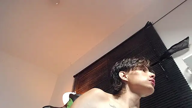 Snapshot of Didi_hard chatting on 02/03/26, 02:53 Didi hard online show from 02/03/26, 02:53