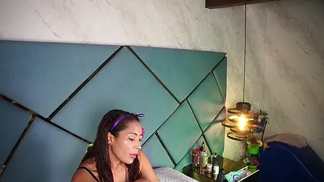 karol sm online show from 04/12/26, 03:00