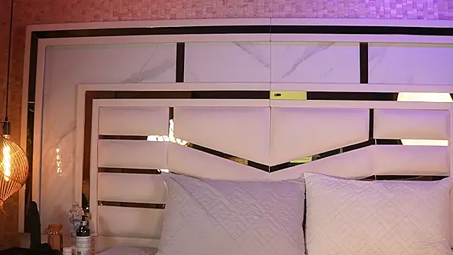 karol sm online show from 05/14/26, 03:13