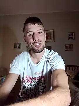 Mcsimotoro online show from 04/12/26, 02:44