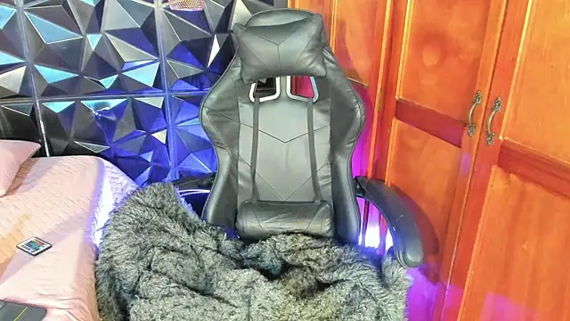 Snapshot of liia_marin chatting on 02/05/26, 03:33 liia marin online show from 02/05/26, 03:33