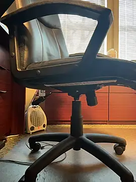 Snapshot of naughtynursejo chatting on 02/04/26, 09:09 naughtynursejo online show from 02/04/26, 09:09