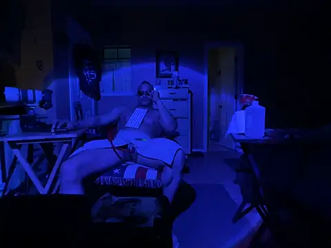 Snapshot of daddydonkey84 chatting on 02/19/26, 05:58 daddydonkey84 online show from 02/19/26, 05:58