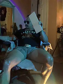 daddydonkey84 online show from 04/15/26, 06:31