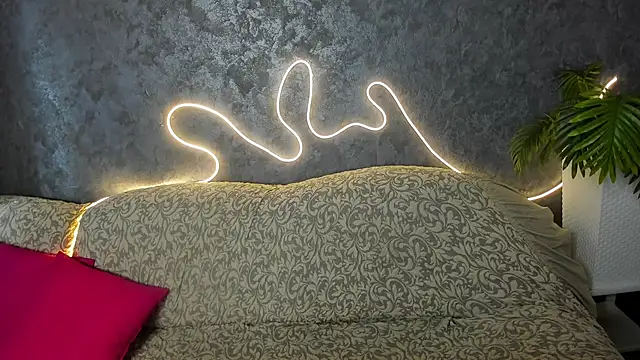 Dream Olivia online show from 03/31/26, 02:13