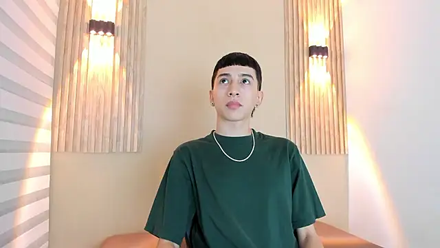 lian cameron online show from 02/05/26, 03:44