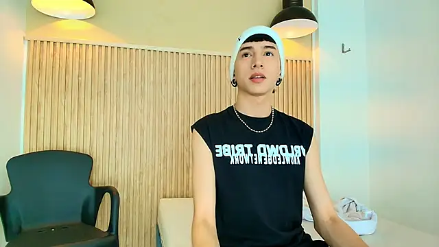 lian cameron online show from 03/14/26, 03:56