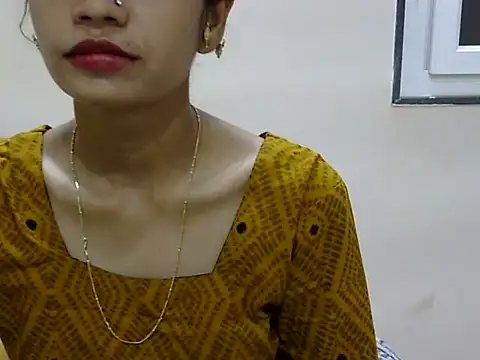Snapshot of Kulsum_S chatting on 05/19/26, 01:50 Kulsum S online show from 05/19/26, 01:50