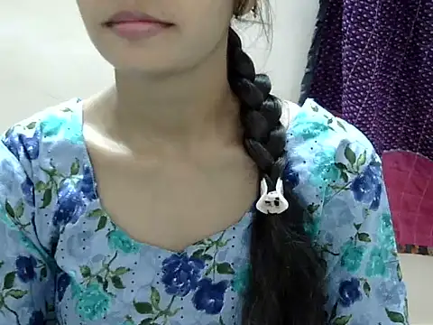 Snapshot of Kulsum_S chatting on 07/27/26, 02:13 Kulsum S online show from 07/27/26, 02:13