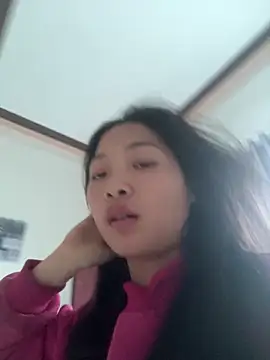 Snapshot of Lyn-be99 chatting on 02/03/26, 06:22 Lyn-be99 online show from 02/03/26, 06:22