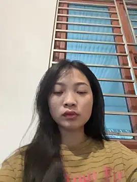 Snapshot of Lyn-be99 chatting on 02/23/26, 12:30 Lyn-be99 online show from 02/23/26, 12:30