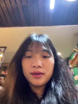 Lyn-be99 online show from 06/09/26, 12:22