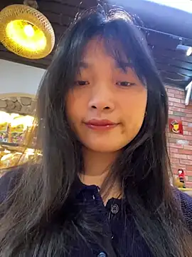 Lyn-be99 online show from 06/30/26, 12:55