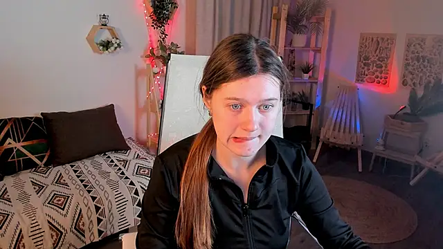 Snapshot of CelestineMauriac chatting on 02/12/26, 03:18 CelestineMauriac online show from 02/12/26, 03:18