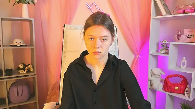 Snapshot of CelestineMauriac chatting on 02/28/26, 12:28 CelestineMauriac online show from 02/28/26, 12:28