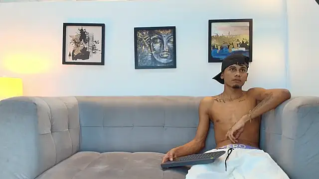 Sexy boys hell2 online show from 02/17/26, 07:42