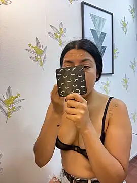 Laia white online show from 03/18/26, 12:41