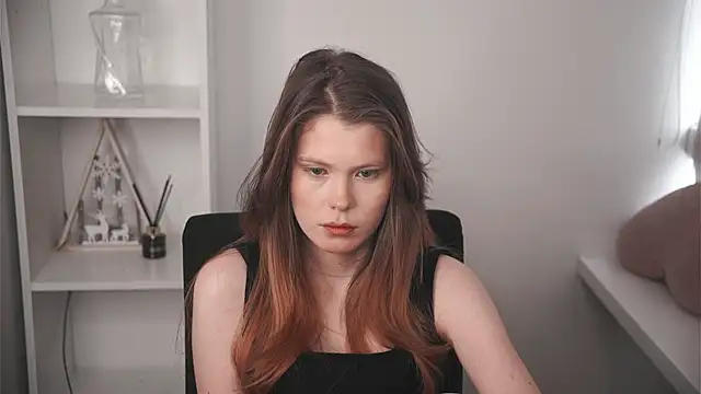 Snapshot of MarnieWootan chatting on 02/23/26, 04:43 MarnieWootan online show from 02/23/26, 04:43