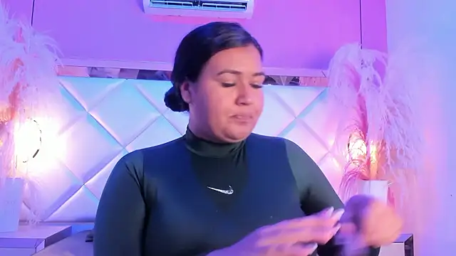 Dojaaiisha online show from 03/09/26, 11:53