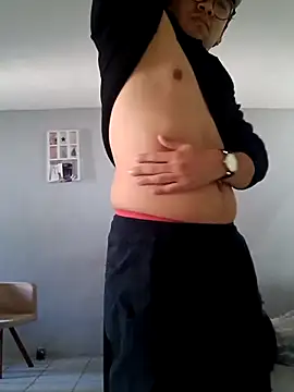 Snapshot of Ryzca chatting on 02/09/26, 03:16 Ryzca online show from 02/09/26, 03:16