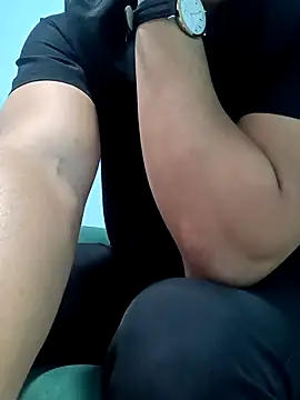 Ryzca online show from 04/18/26, 01:26