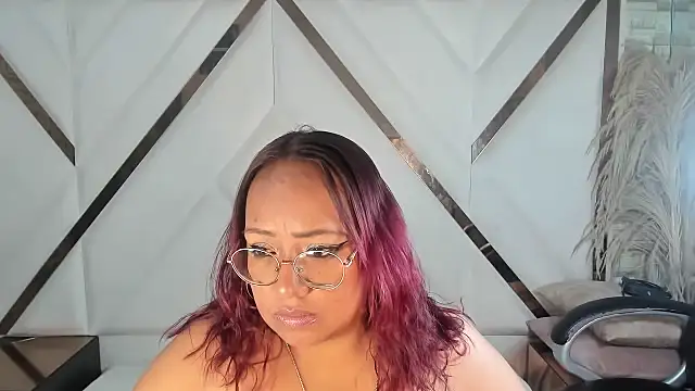 Shara Oz online show from 02/15/26, 03:36