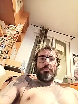 MrFumao online show from 04/29/26, 02:04