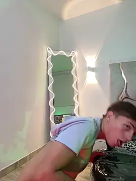 EVAN TAY online show from 03/16/26, 05:44