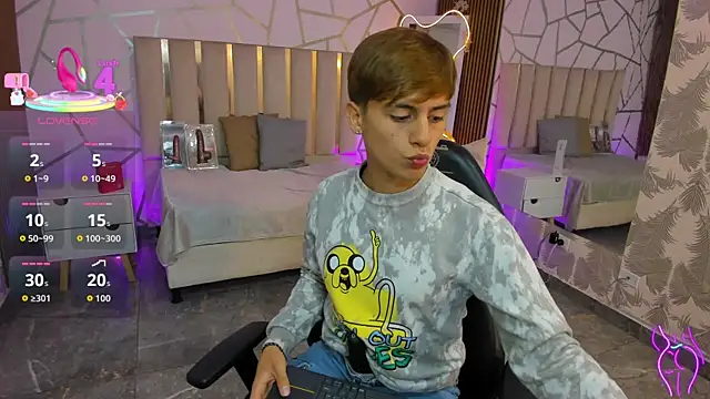 EVAN TAY online show from 04/19/26, 03:17