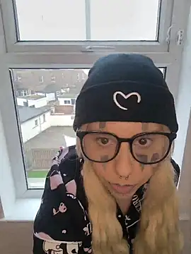 Snapshot of ThatAltGirl chatting on 02/26/26, 12:04 ThatAltGirl online show from 02/26/26, 12:04